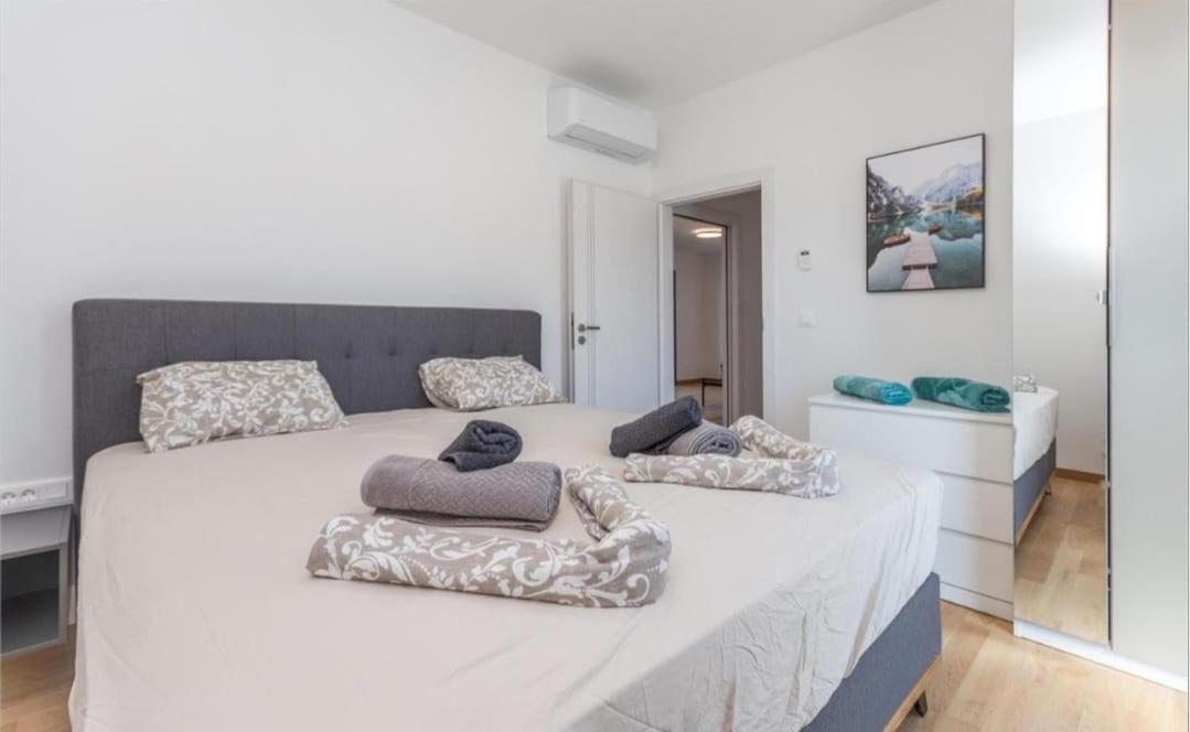 סבטי פיליפ אי ג'קוב Dvj Apartments 3 מראה חיצוני תמונה
